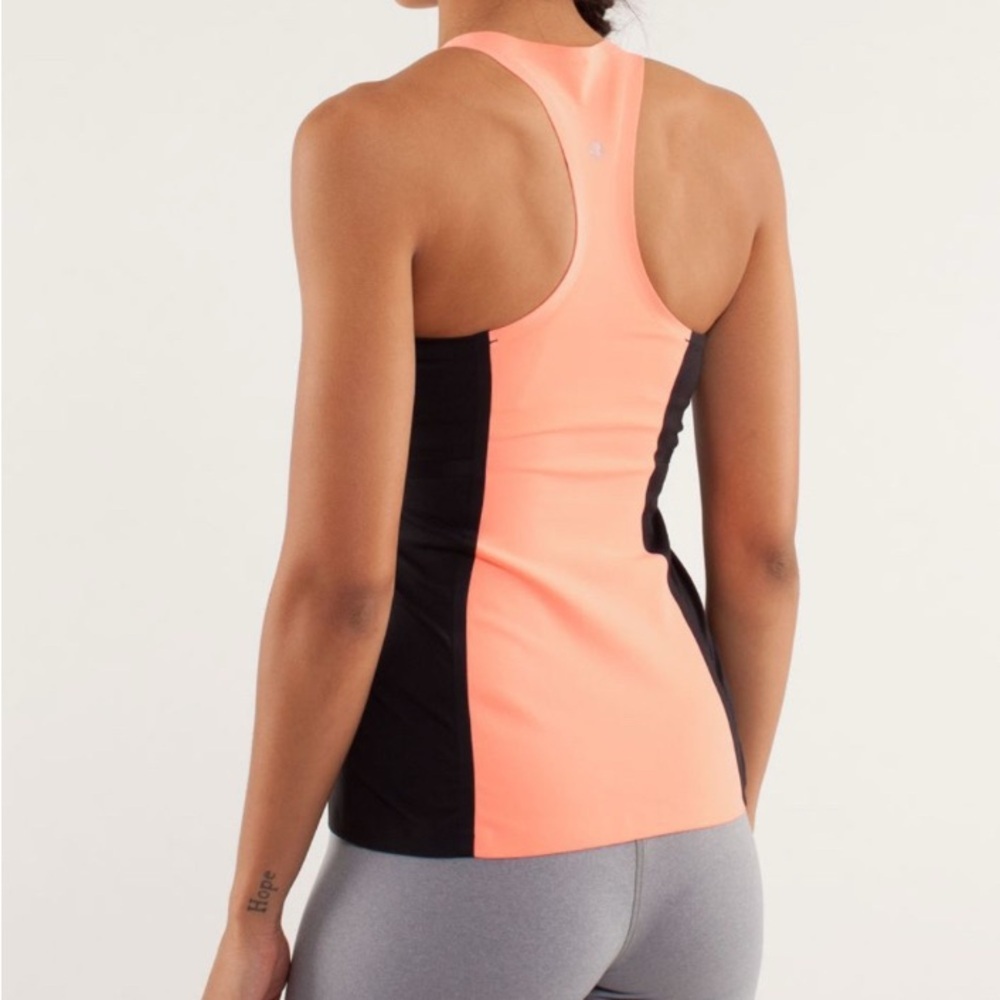 lululemon athletica Tank Top - Picture 2 of 5